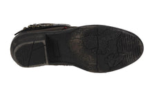 Load image into Gallery viewer, Jane 01