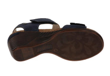 Load image into Gallery viewer, Calgary 03