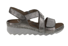 Load image into Gallery viewer, Salem 06