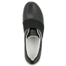 Load image into Gallery viewer, Caren 18