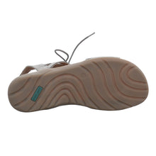 Load image into Gallery viewer, Riley 06