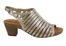 Load image into Gallery viewer, Ruth 21