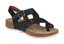 Load image into Gallery viewer, Tilda 05