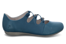 Load image into Gallery viewer, Fiona 04