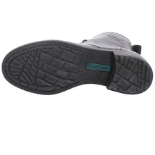 Load image into Gallery viewer, Selena 06