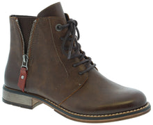 Load image into Gallery viewer, Berlina 02